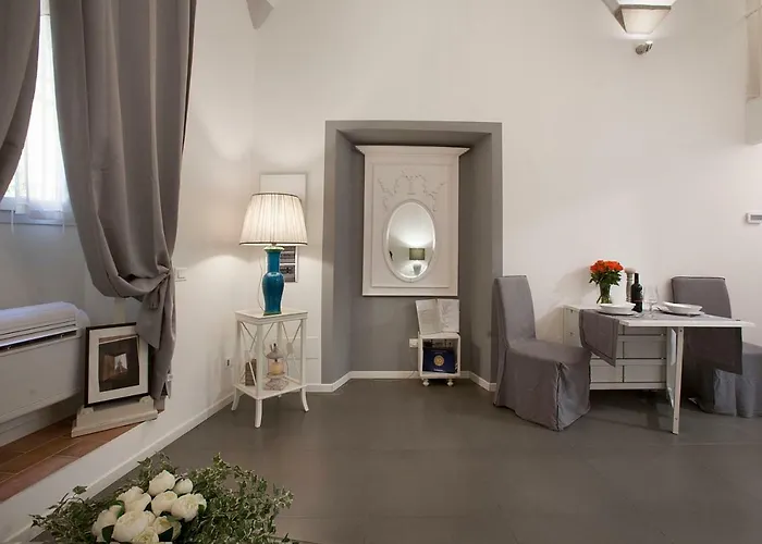 La Casa Bianca Daire Floransa